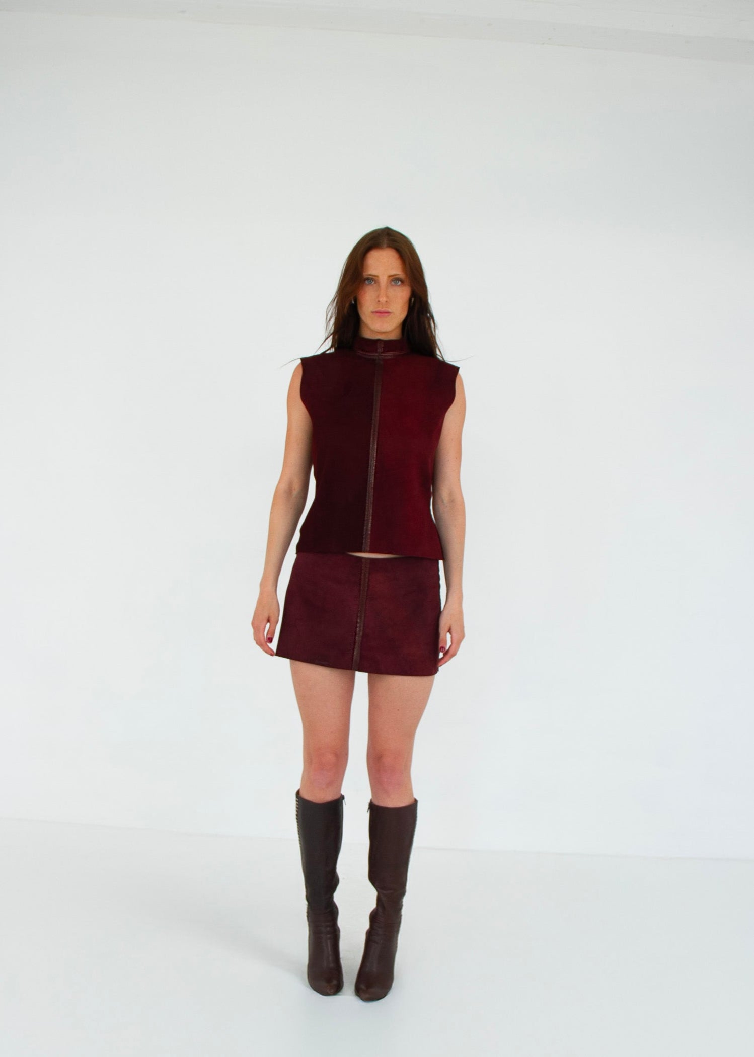 The Tunic Top MERLOT front suede