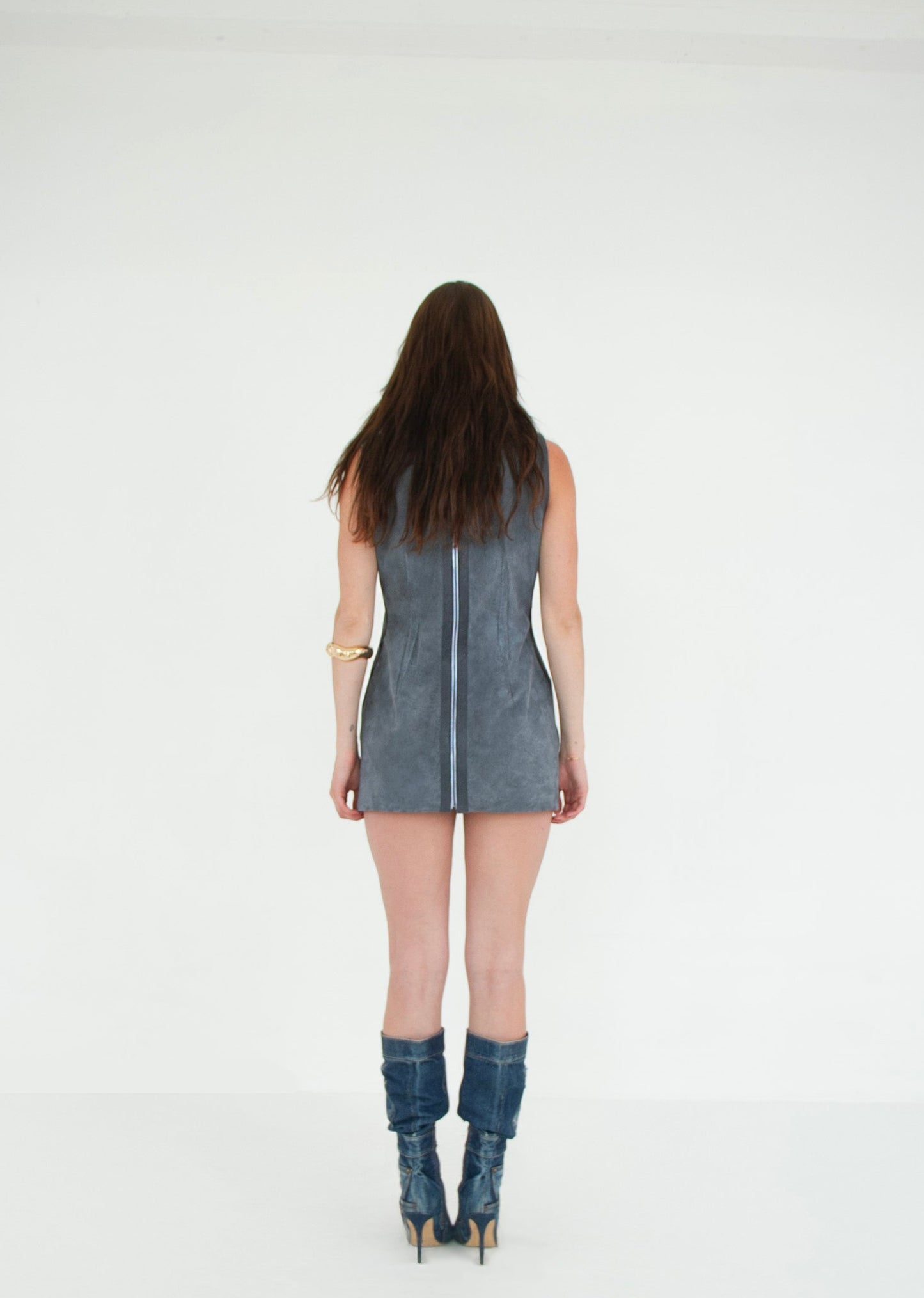 The Mini Dress GENIE back suede 76cm