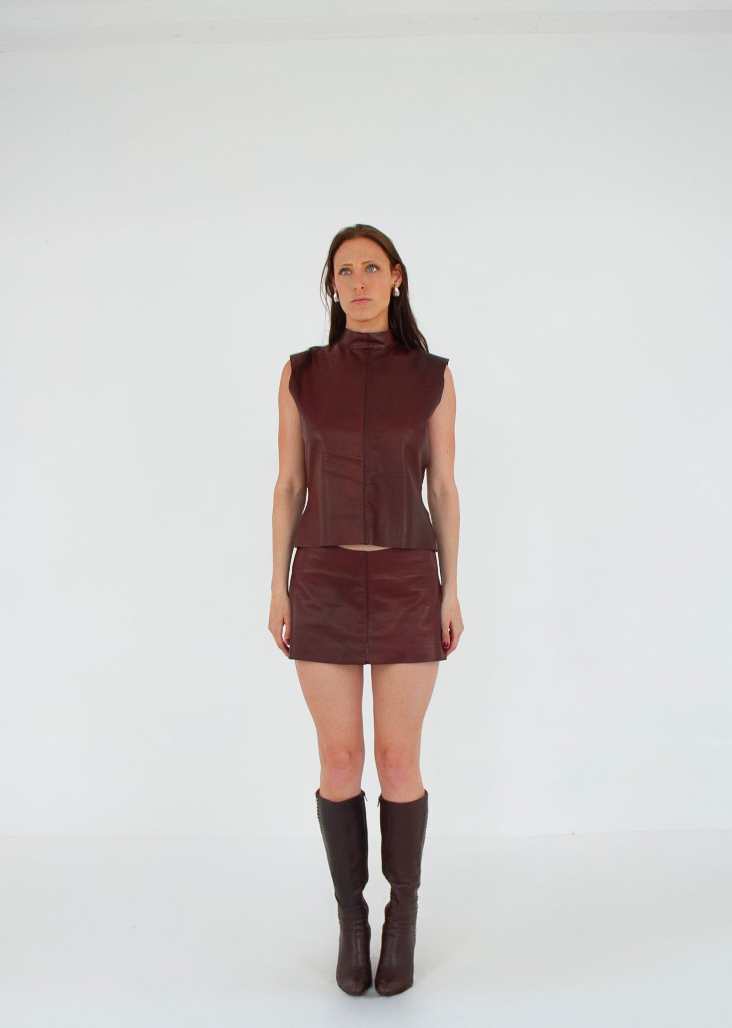The Tunic Top MERLOT front leather